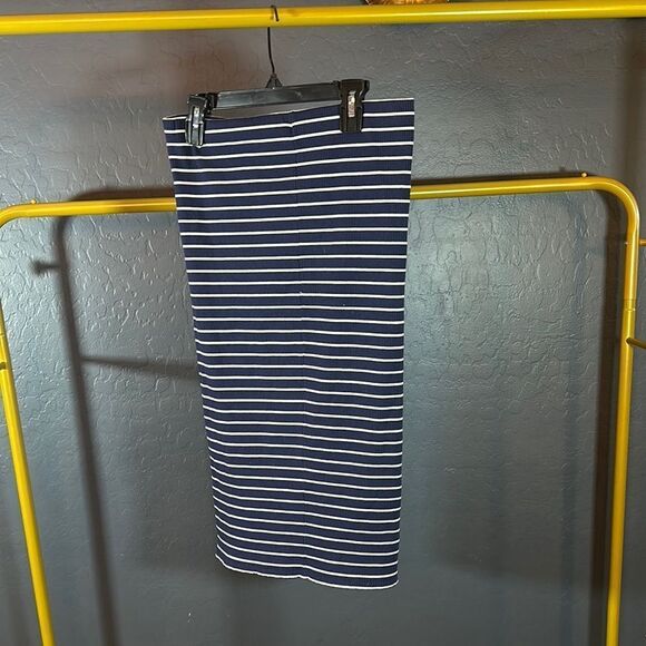 Polo by Ralph Lauren Blue and White Midi Pencil Skirt for Work - Picture 3 of 4